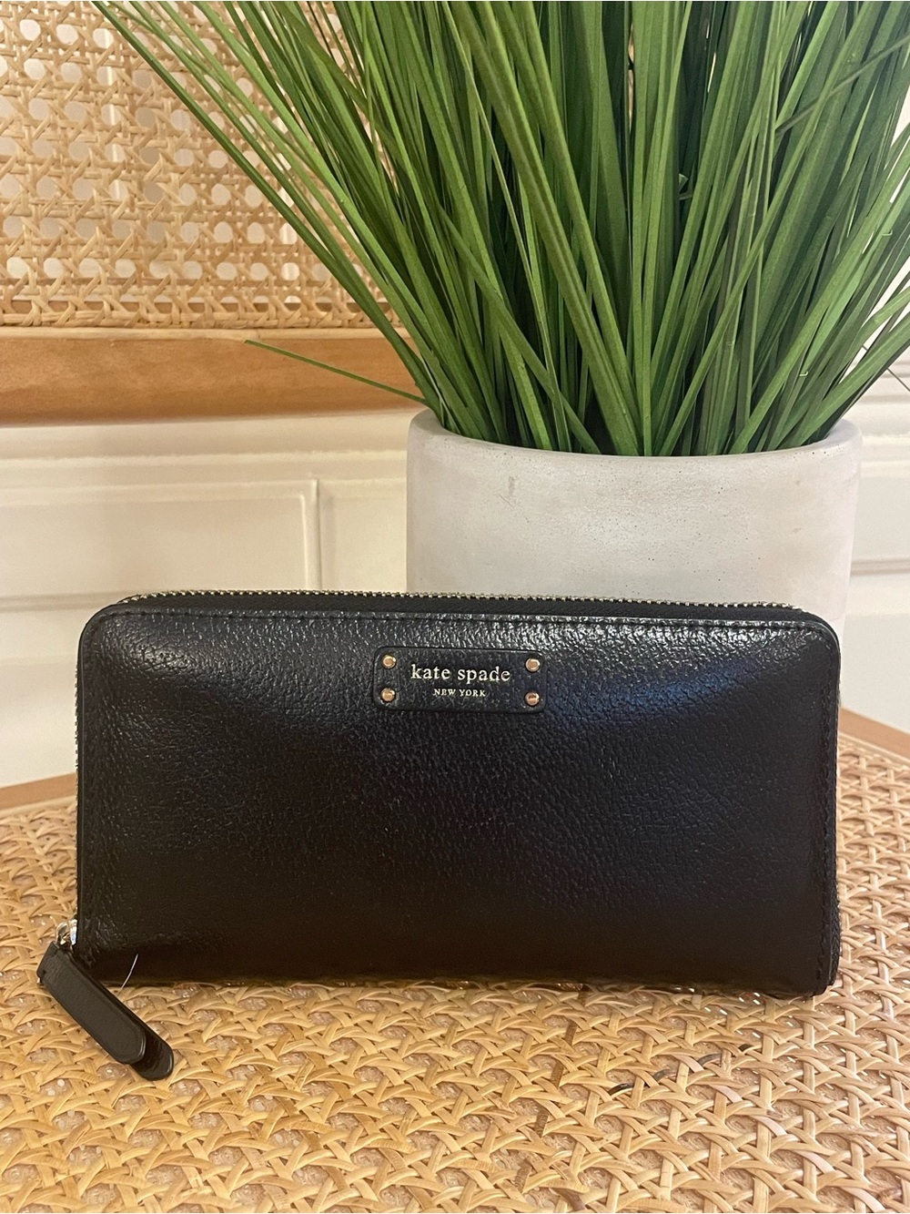 kate spade Wellesley Neda Black Pebbled Leather All-around Zip Wallet